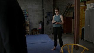 Rachael Taylor feet photo thumbnail