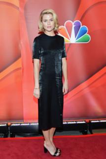 Rachael Taylor feet photo thumbnail