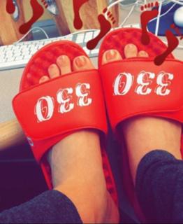 Rachel A. DeMita feet photo thumbnail