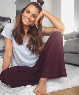 Rachel A. DeMita feet photo thumbnail