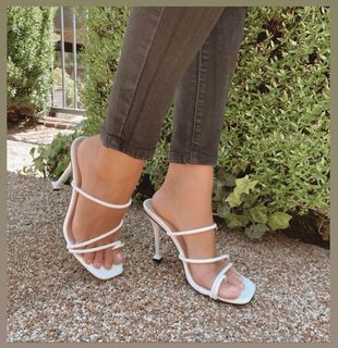 Rachel Anne Cook feet photo 19