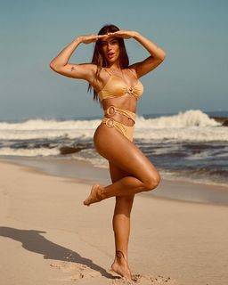 Rachel Apollonio feet photo 14