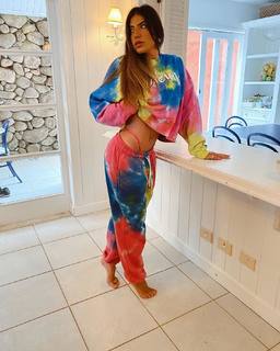 Rachel Apollonio feet photo 10