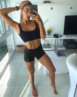 Rachel Apollonio feet photo 14