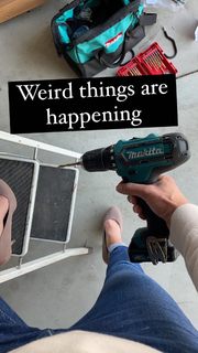 Rachel Ballinger feet photo thumbnail