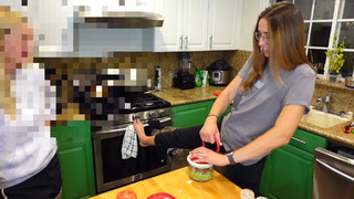 Rachel Ballinger feet photo thumbnail