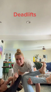 Rachel Ballinger feet photo thumbnail