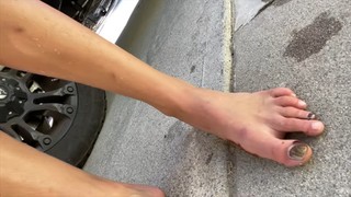 Rachel Ballinger feet photo thumbnail