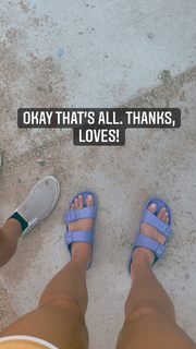 Rachel Ballinger feet photo thumbnail