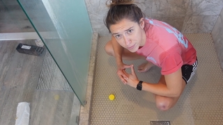 Rachel Ballinger feet photo thumbnail