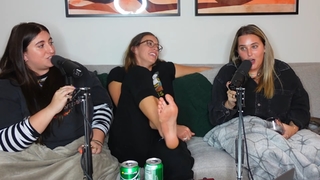 Rachel Ballinger feet photo thumbnail