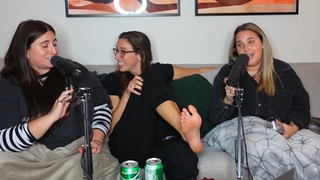 Rachel Ballinger feet photo thumbnail