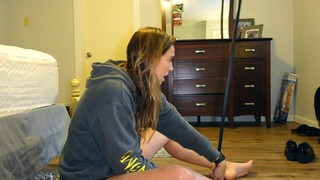 Rachel Ballinger feet photo thumbnail