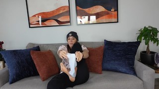 Rachel Ballinger feet photo thumbnail