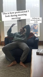 Rachel Ballinger feet photo thumbnail