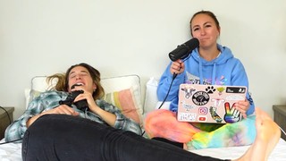 Rachel Ballinger feet photo thumbnail