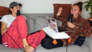 Rachel Ballinger feet photo thumbnail
