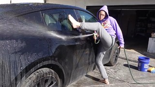 Rachel Ballinger feet photo thumbnail