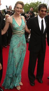 Rachel Blanchard feet photo thumbnail