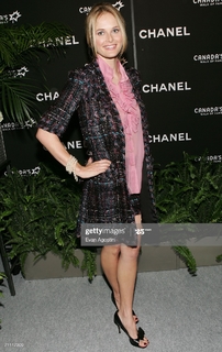 Rachel Blanchard feet photo thumbnail