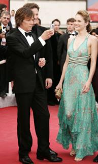 Rachel Blanchard feet photo thumbnail