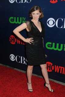 Rachel Bloom feet photo 18