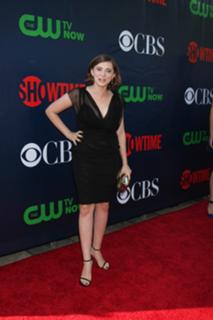 Rachel Bloom feet photo 16