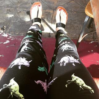 Rachel Bloom feet photo 8