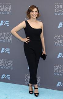 Rachel Bloom feet photo 6