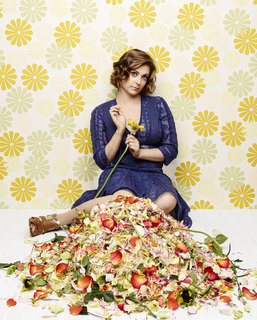 Rachel Bloom feet photo 18