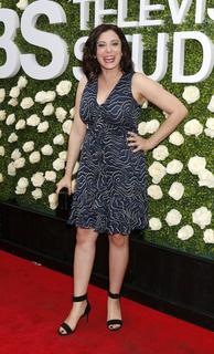 Rachel Bloom feet photo 8