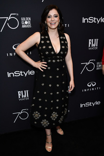 Rachel Bloom feet photo 1