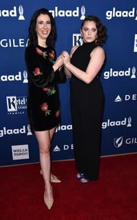 Rachel Bloom feet photo 3