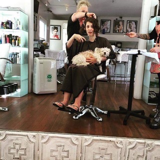 Rachel Bloom feet photo 10