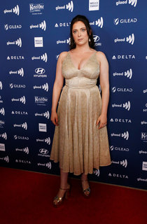 Rachel Bloom feet photo 3