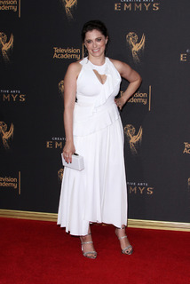 Rachel Bloom feet photo 3