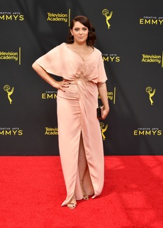 Rachel Bloom feet photo 15
