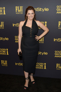 Rachel Bloom feet photo 4