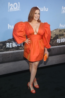 Rachel Bloom feet photo 16