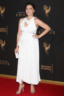 Rachel Bloom feet photo 9