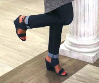 Rachel Boesing feet photo 7
