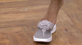 Rachel Boesing feet photo 12