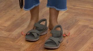 Rachel Boesing feet photo 12