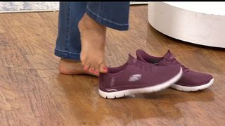 Rachel Boesing feet photo 1