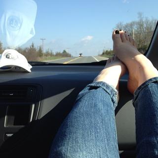 Rachel Bonnetta feet photo thumbnail