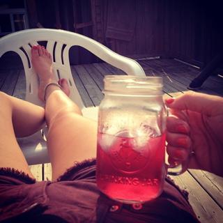 Rachel Bonnetta feet photo thumbnail