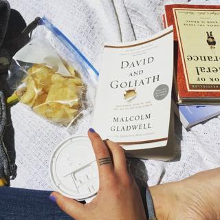 Rachel Bonnetta feet photo thumbnail