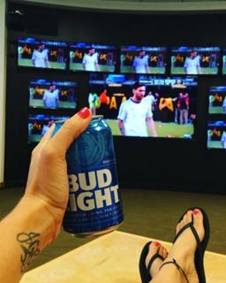 Rachel Bonnetta feet photo thumbnail