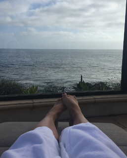 Rachel Bonnetta feet photo thumbnail