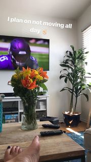 Rachel Bonnetta feet photo thumbnail